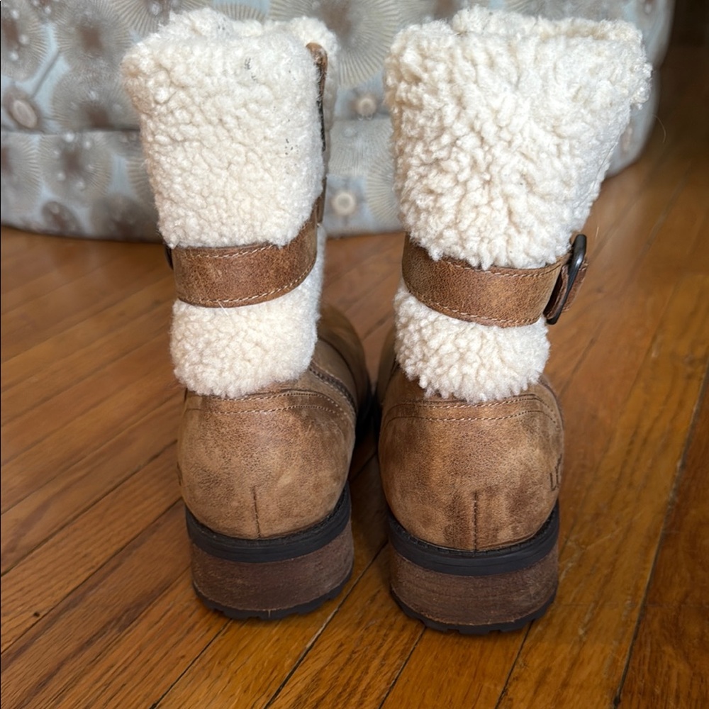 UGG Brown Leather and Cream Fur Winter Boots Woman 8 - Picture 8 of 9